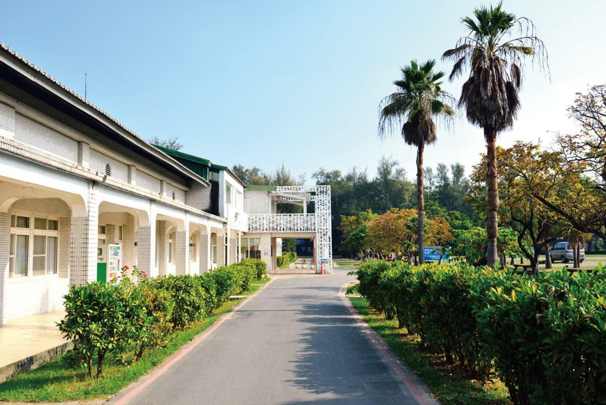 Chengching Lakefront Resort Гаосюн Экстерьер фото